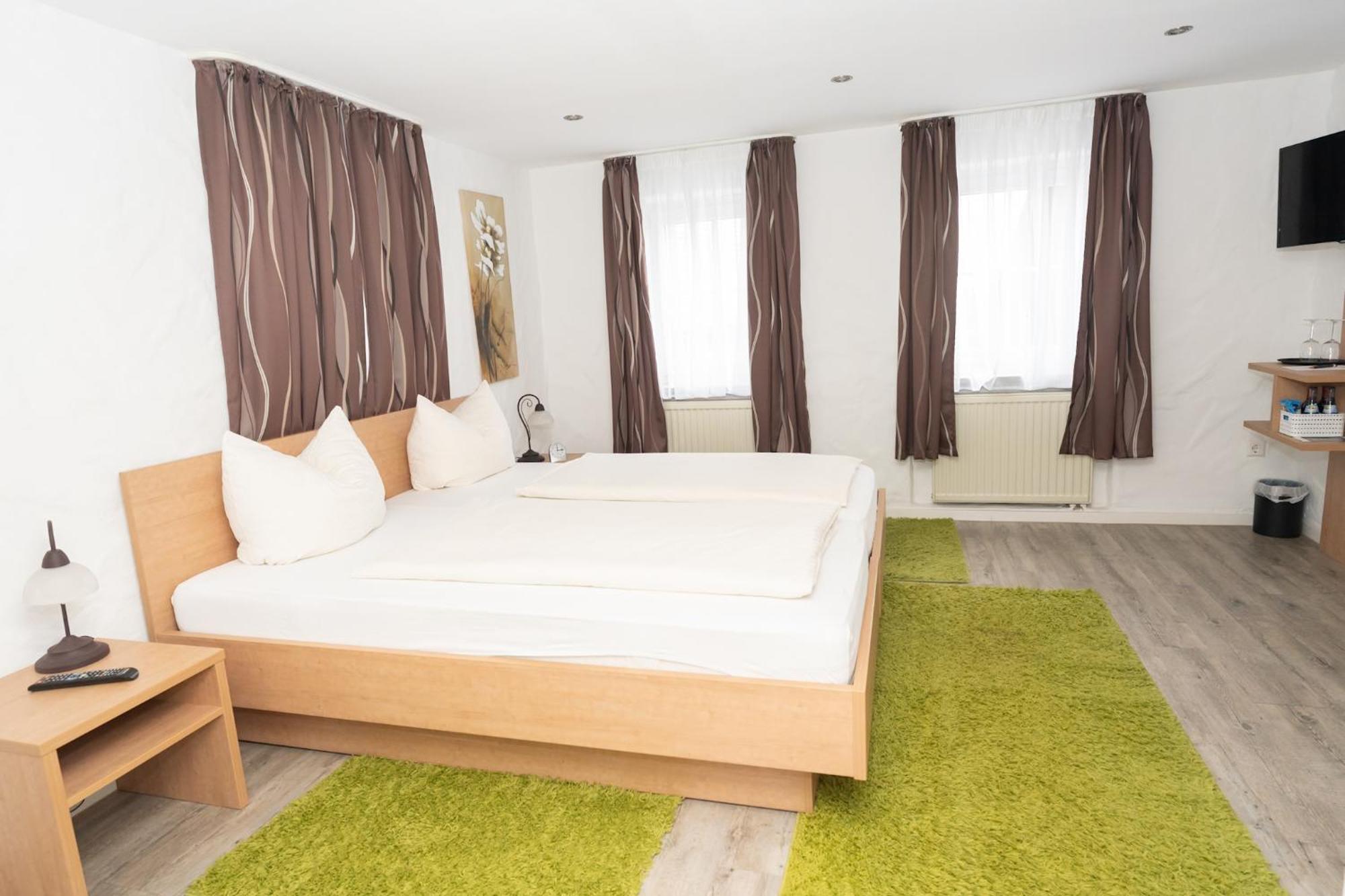 Hotel Garni Burg Waldenstein Rudersberg ภายนอก รูปภาพ