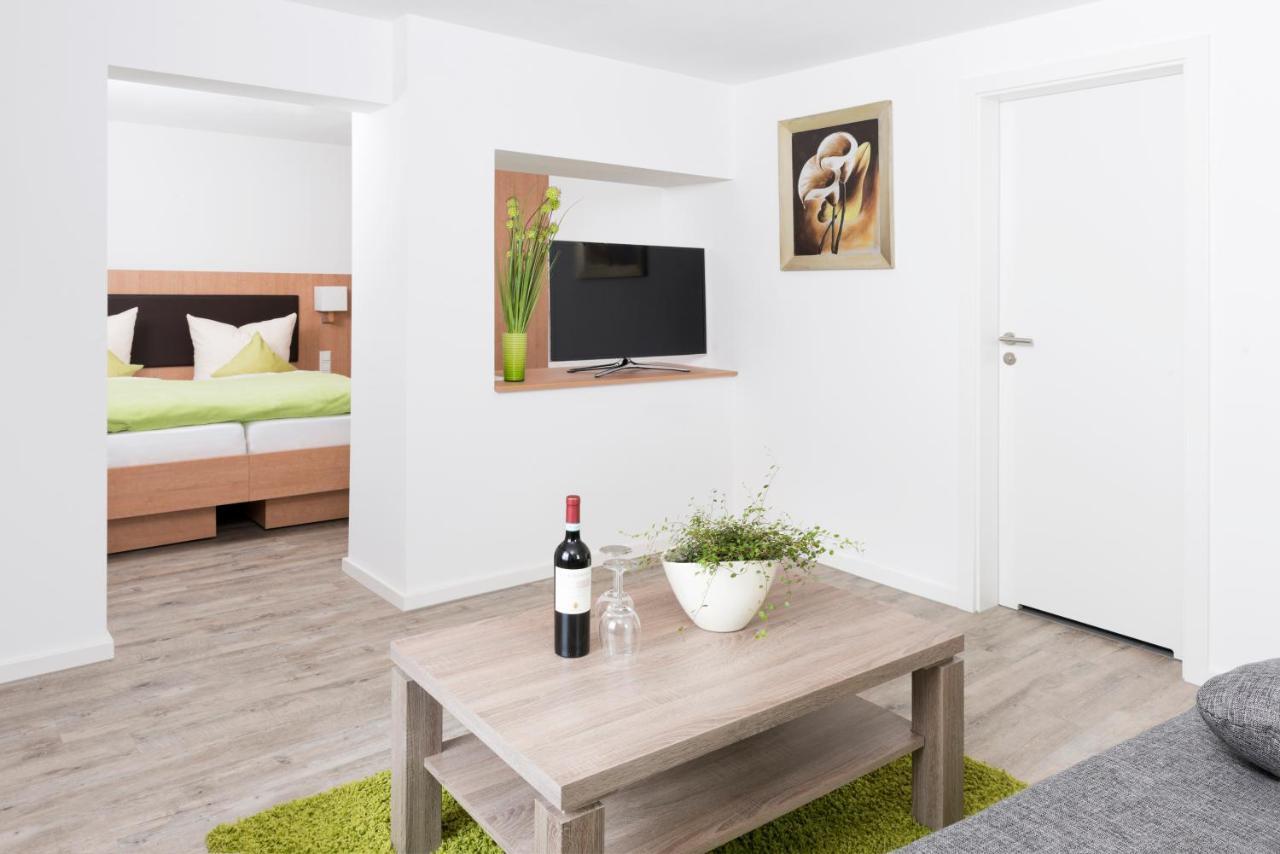 Hotel Garni Burg Waldenstein Rudersberg ภายนอก รูปภาพ