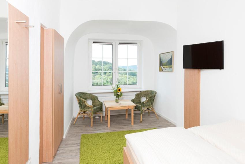 Hotel Garni Burg Waldenstein Rudersberg ภายนอก รูปภาพ